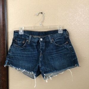 Levi’s Butterfly Buttons Denim Shorts Size 25